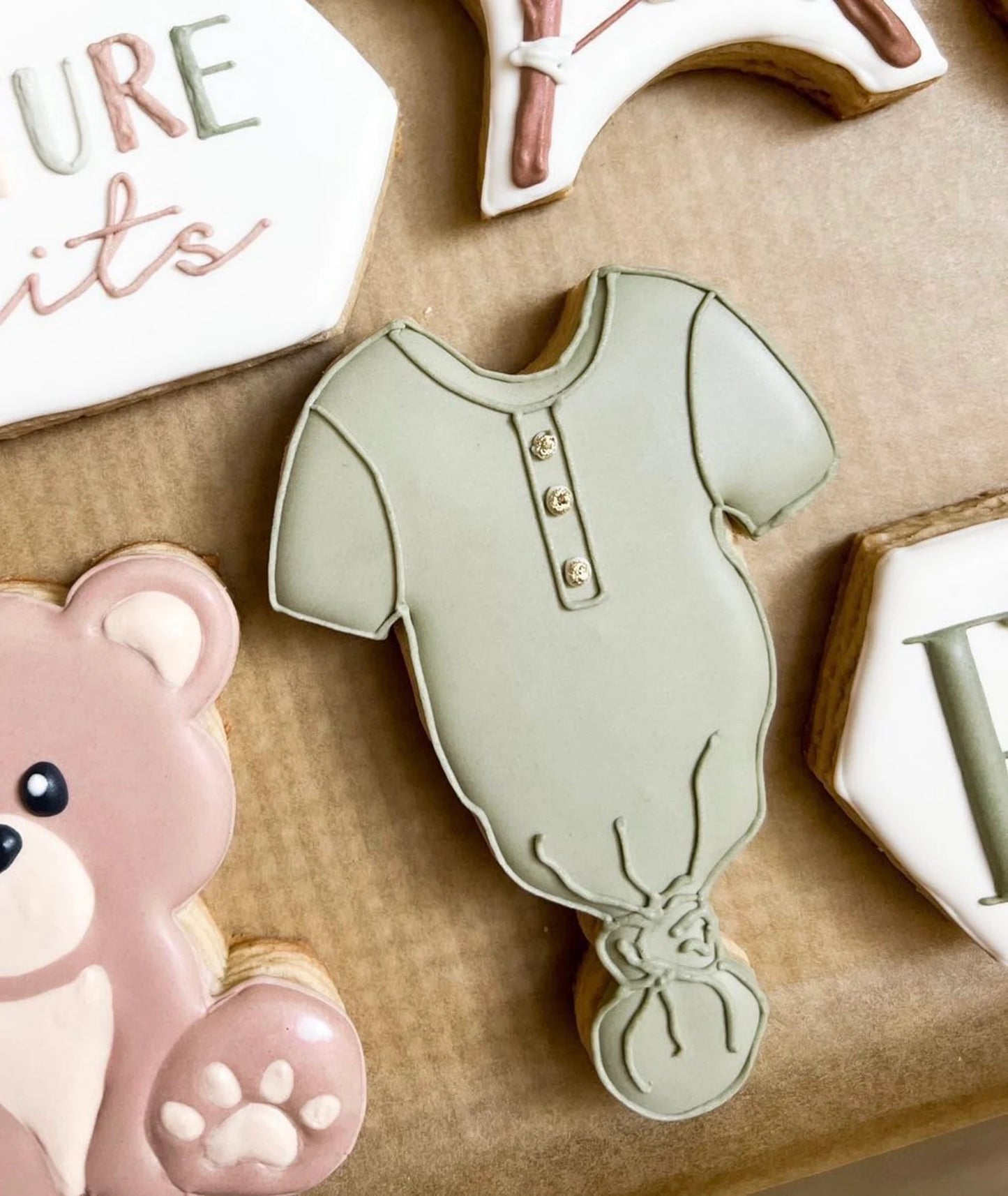 Short Sleeve Knotted